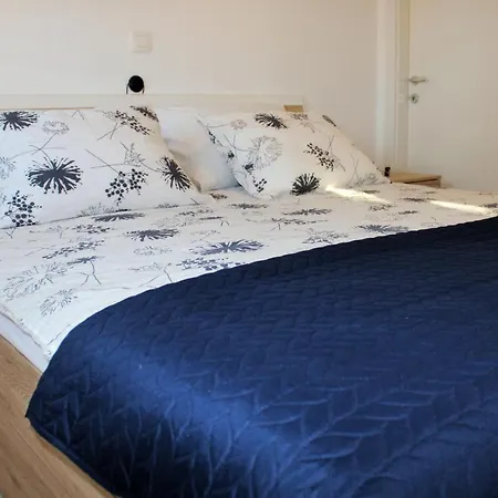 Apartment Entire Unit Lima *free Parking Space